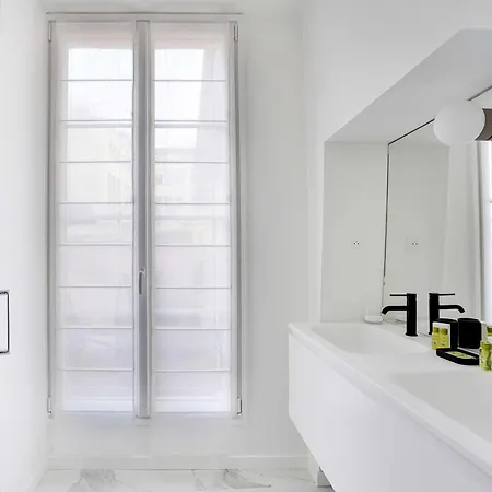 Apartment Moderne Champs-elysees - Saint Honore Paris