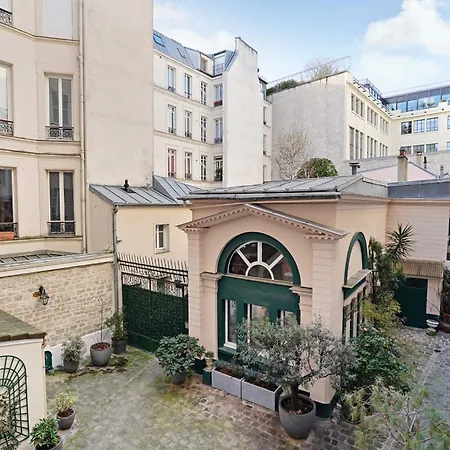 Moderne Champs-elysees - Saint Honore Apartment *